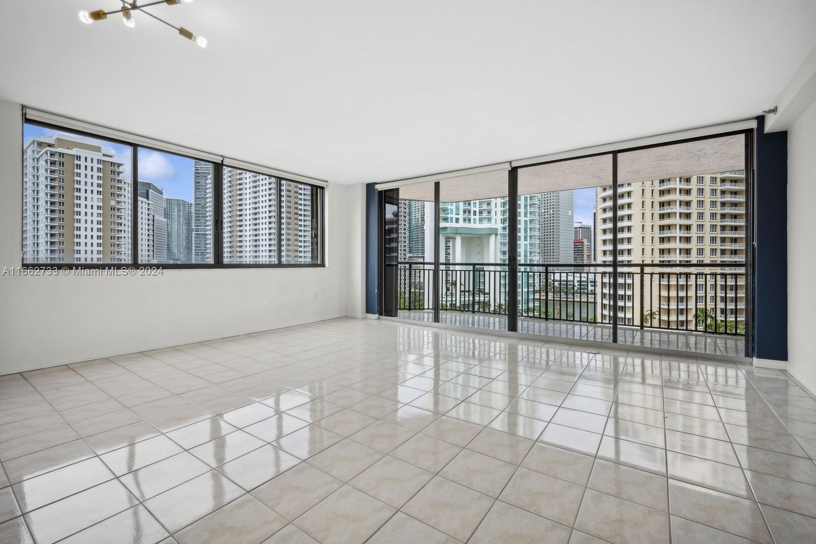 540 Brickell Key Drive, Unit 1413 Miami, FL 33131 - Photo 6 of 19 Gallery Image 6