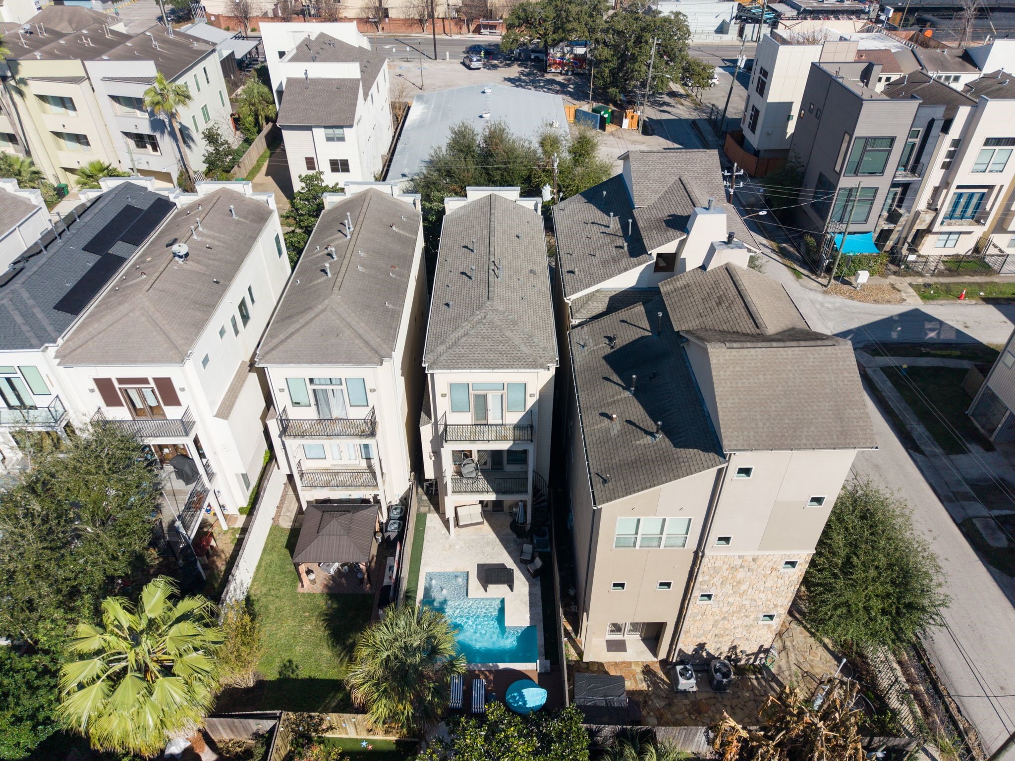 5203 Lillian Street Houston, TX 77007 - Photo 3 of 36 Situated in the most desirable quadrant of Rice Military, just 1 mile from Memorial Park - over 1,500 acres of green space!