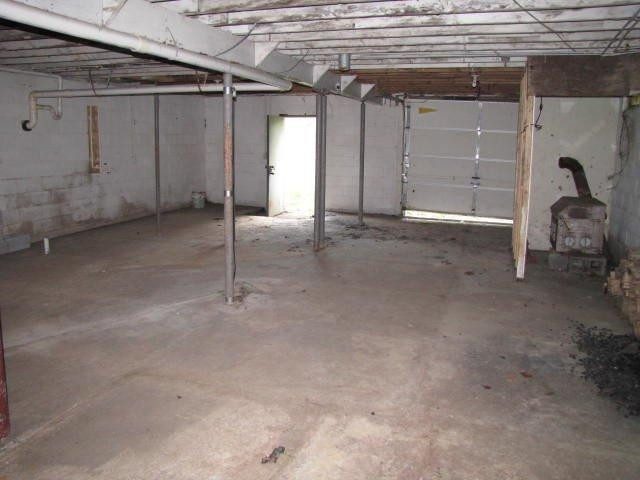 2015 Fish Trap Road Manchester, KY 40962 - Photo 10 of 33 Photo 10