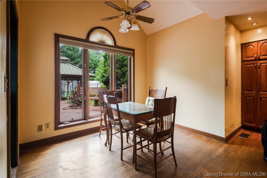 6103 Randa Lee Court Georgetown, IN 47122 - Photo 32 of 78