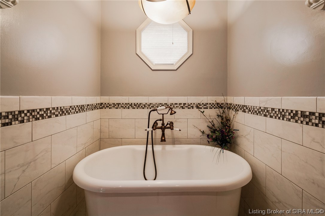 6103 Randa Lee Court Georgetown, IN 47122 - Photo 49 of 78