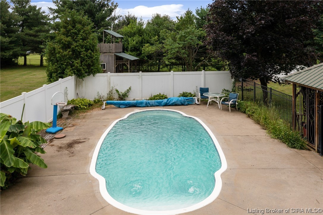6103 Randa Lee Court Georgetown, IN 47122 - Photo 77 of 78