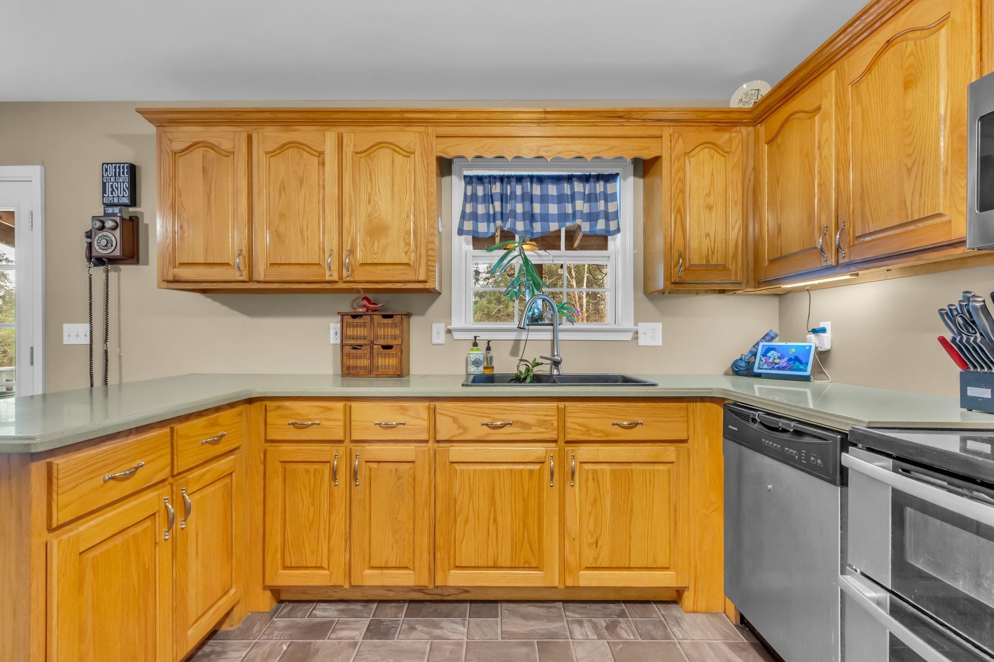 4897 Pyles Road Chapel Hill, TN 37034 - Photo 14 of 37