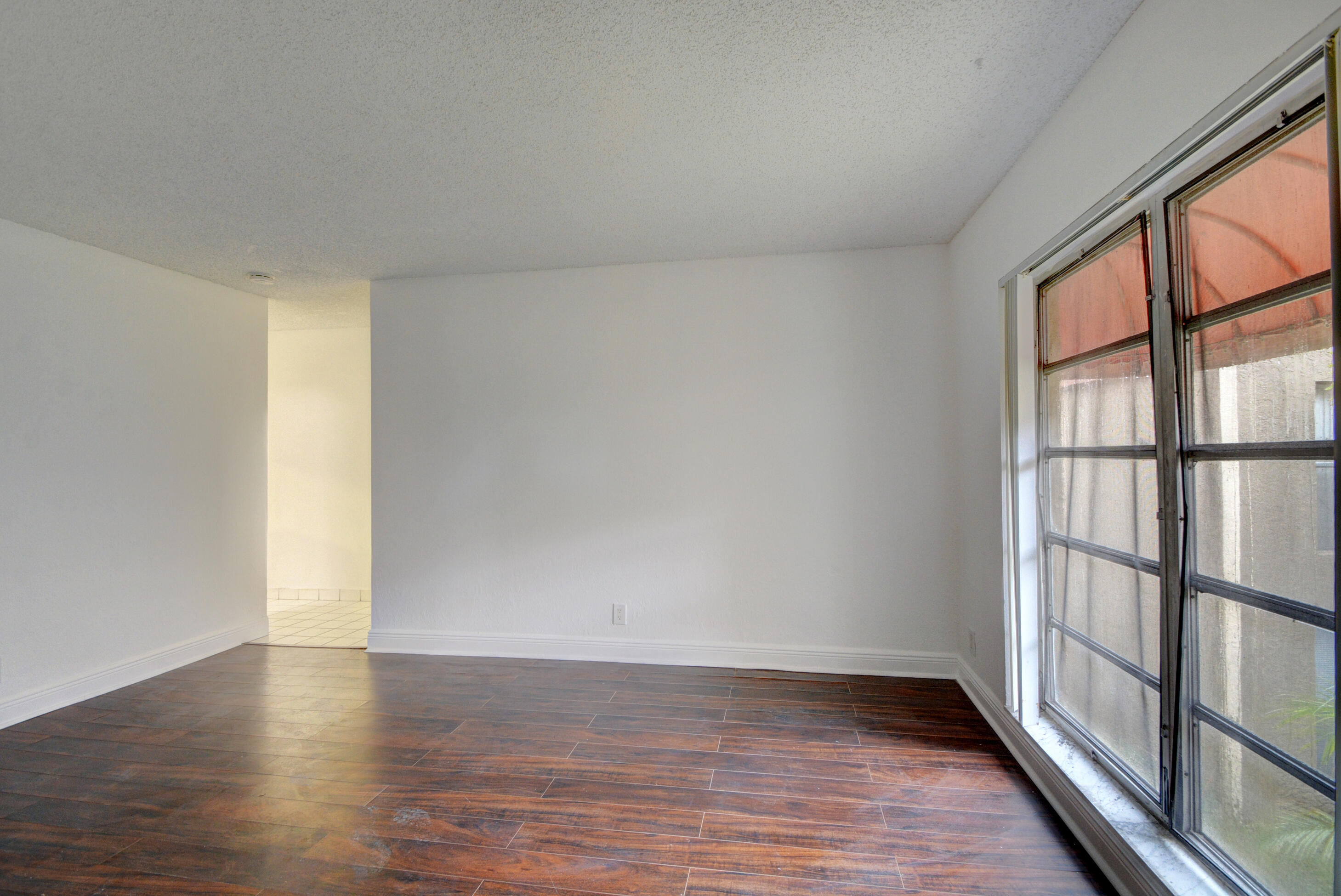 4531 Treehouse Lane, Unit E Tamarac, FL 33319 - Photo 3 of 18 Living Room