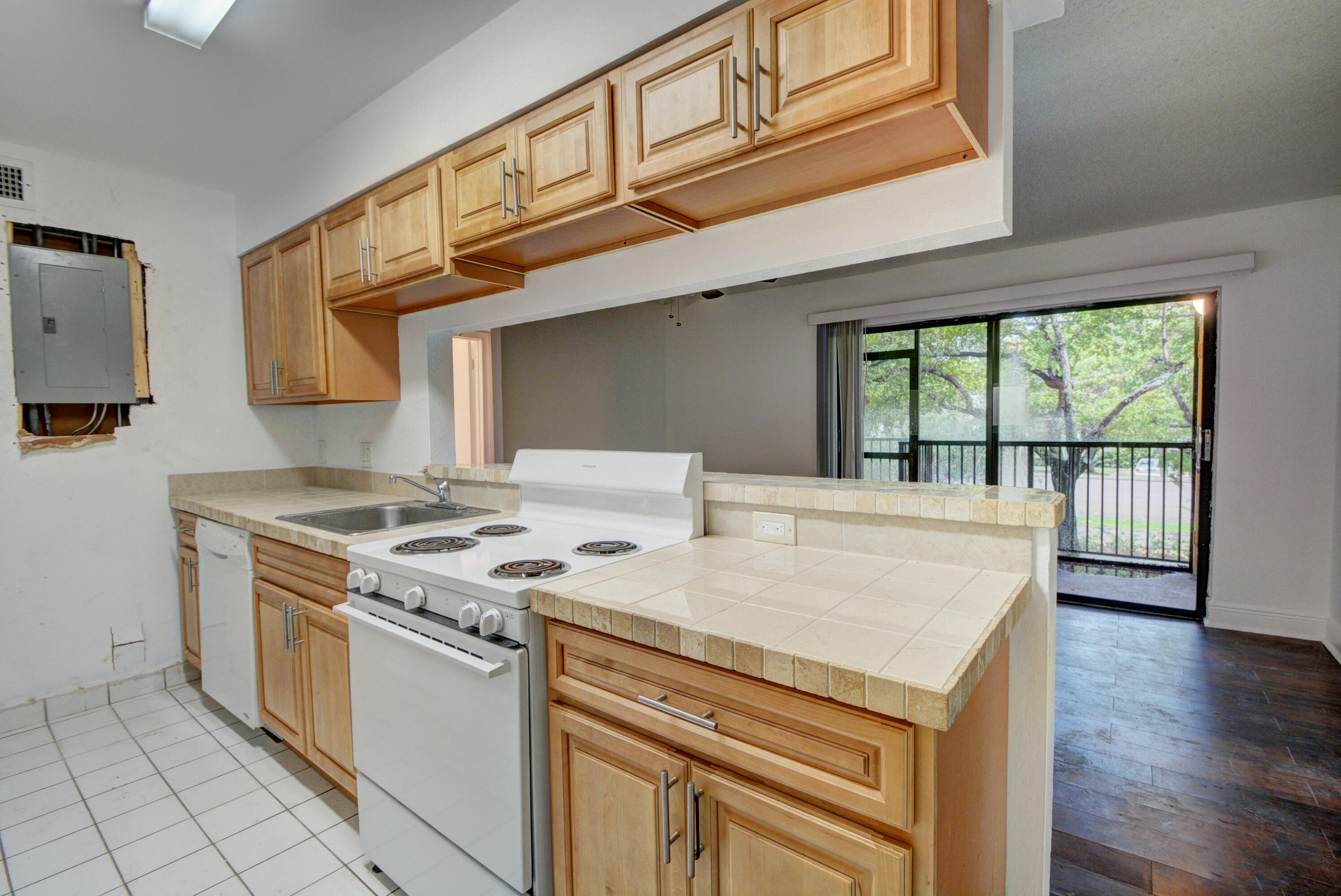 4531 Treehouse Lane, Unit E Tamarac, FL 33319 - Photo 10 of 18 Kitchen