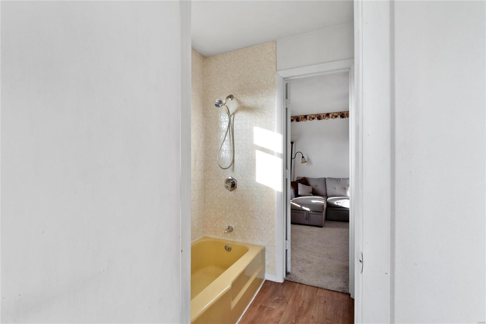 1652 Red Stripe Road Odin, IL 62870 - Photo 18 of 43