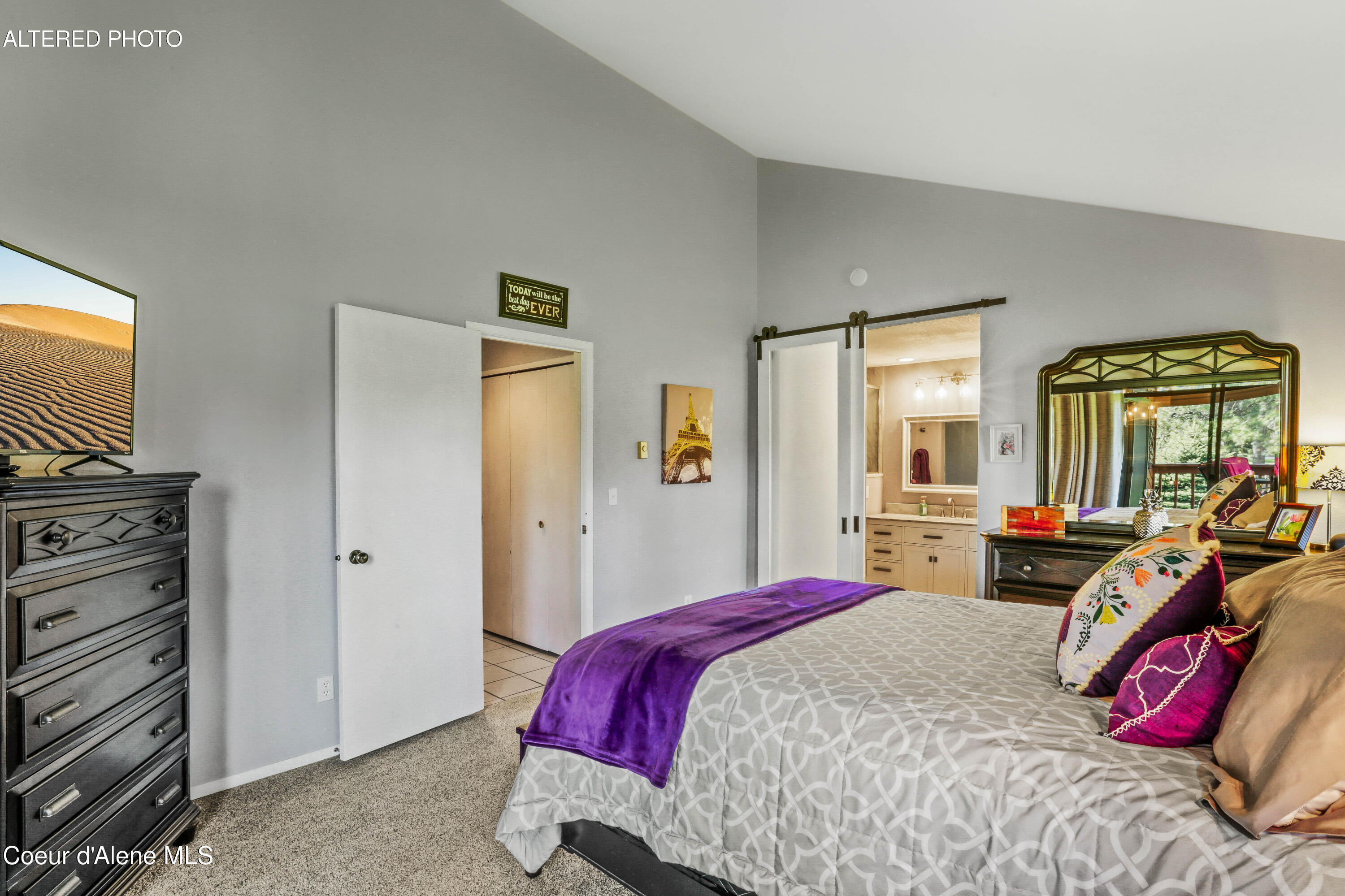 5299 West Green Court, Unit 11 Rathdrum, ID 83858 - Photo 12 of 30 Master Bedroom Suite