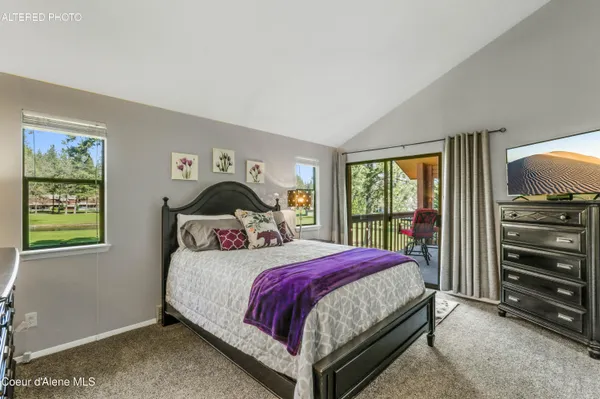 $395,000 | 5299 West Green Court, Unit 11, Rathdrum, ID 83858