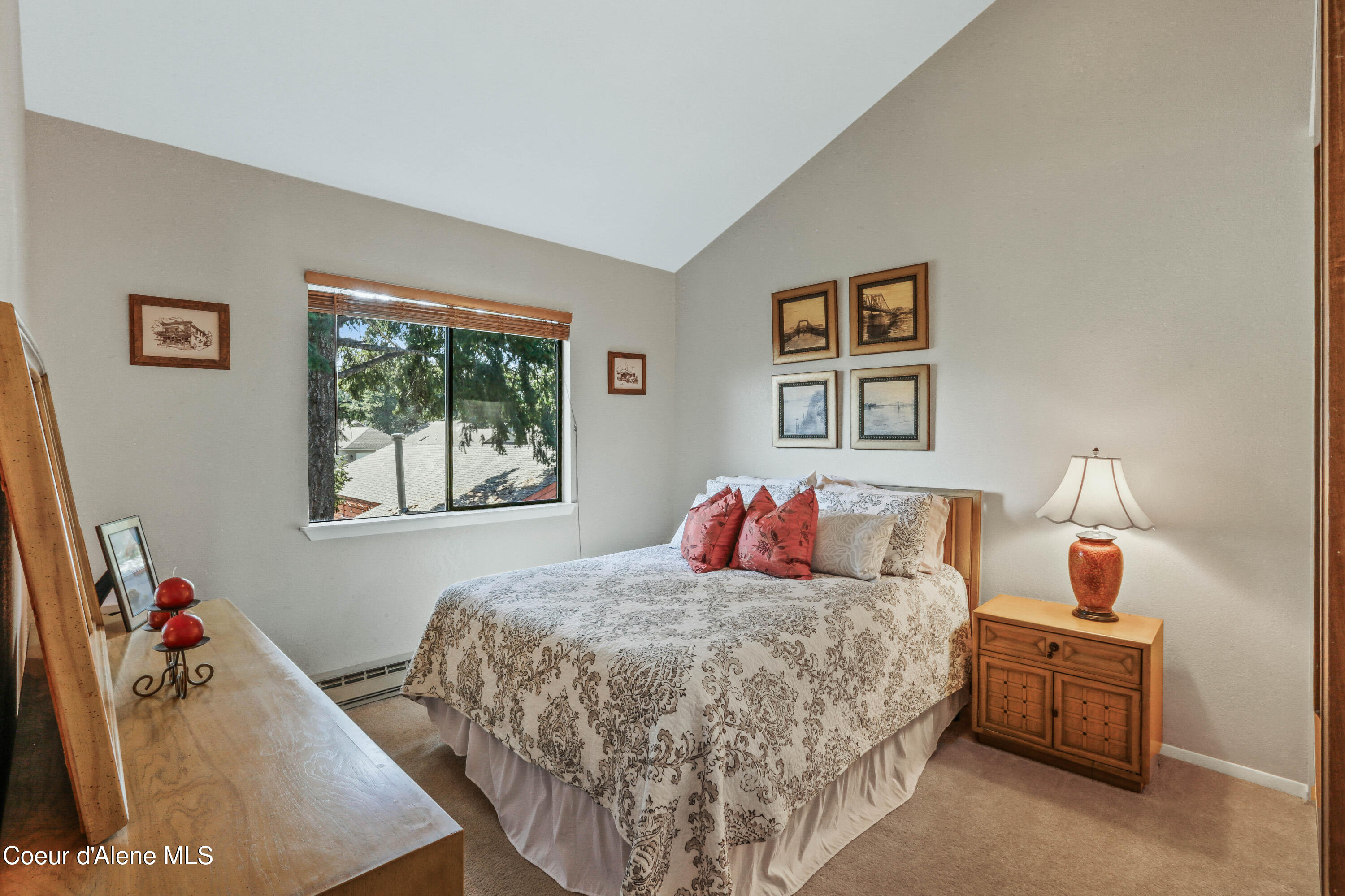 5299 West Green Court, Unit 11 Rathdrum, ID 83858 - Photo 15 of 30 Guest Bedroom