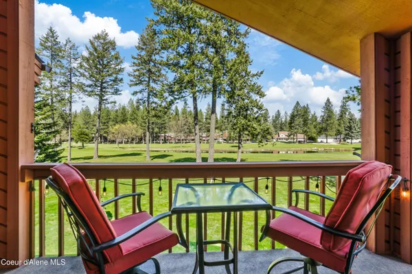 $395,000 | 5299 West Green Court, Unit 11, Rathdrum, ID 83858