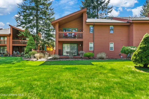 $395,000 | 5299 West Green Court, Unit 11, Rathdrum, ID 83858