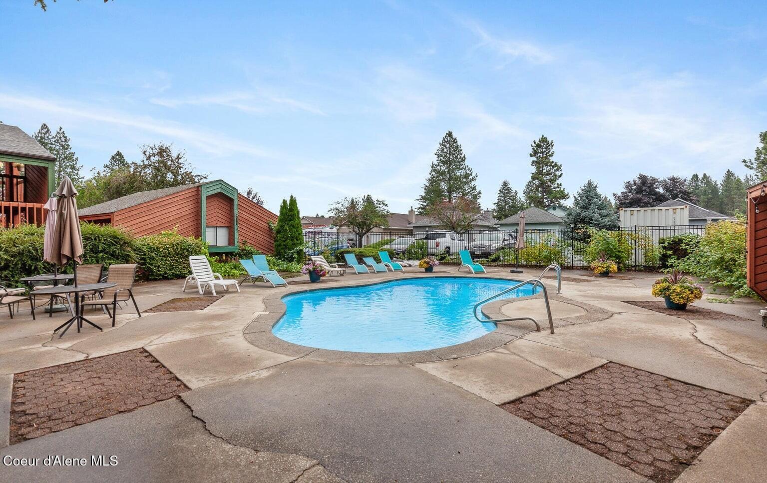 5299 West Green Court, Unit 11 Rathdrum, ID 83858 - Photo 21 of 30 Private Pool at Timberlane Condos