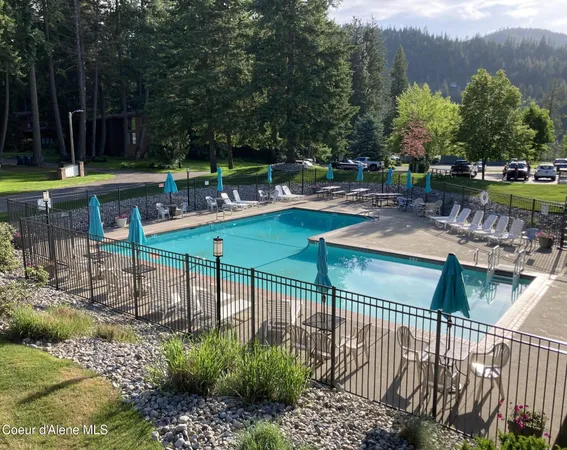 $395,000 | 5299 West Green Court, Unit 11, Rathdrum, ID 83858