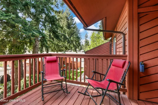 $395,000 | 5299 West Green Court, Unit 11, Rathdrum, ID 83858