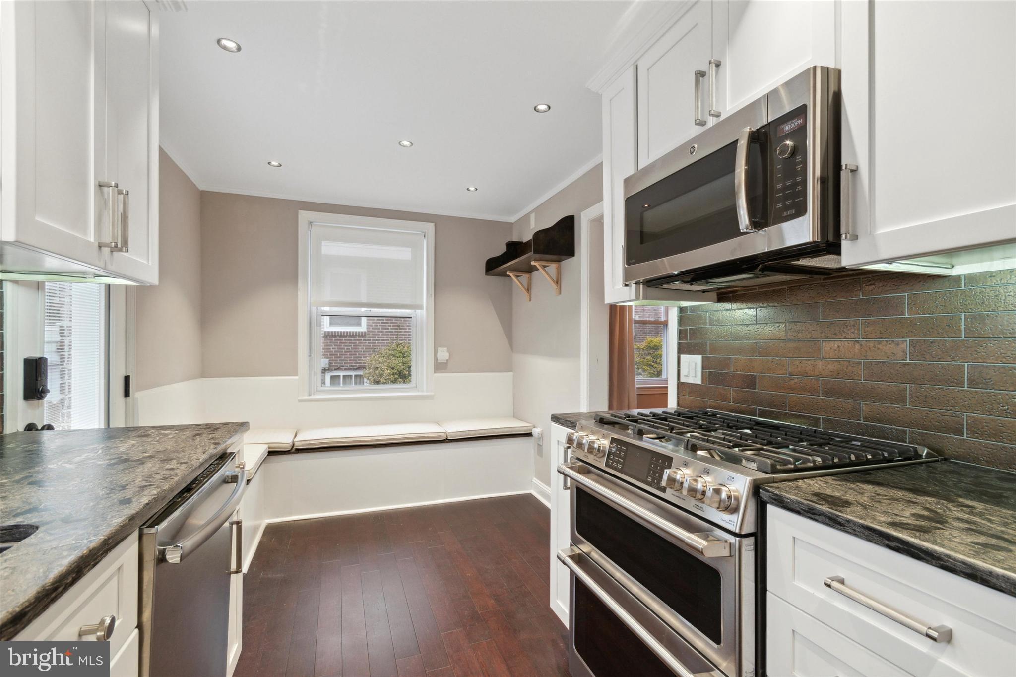 174 Marshall Road Lansdowne, PA 19050 - Photo 11 of 19 Eat in Kitchen