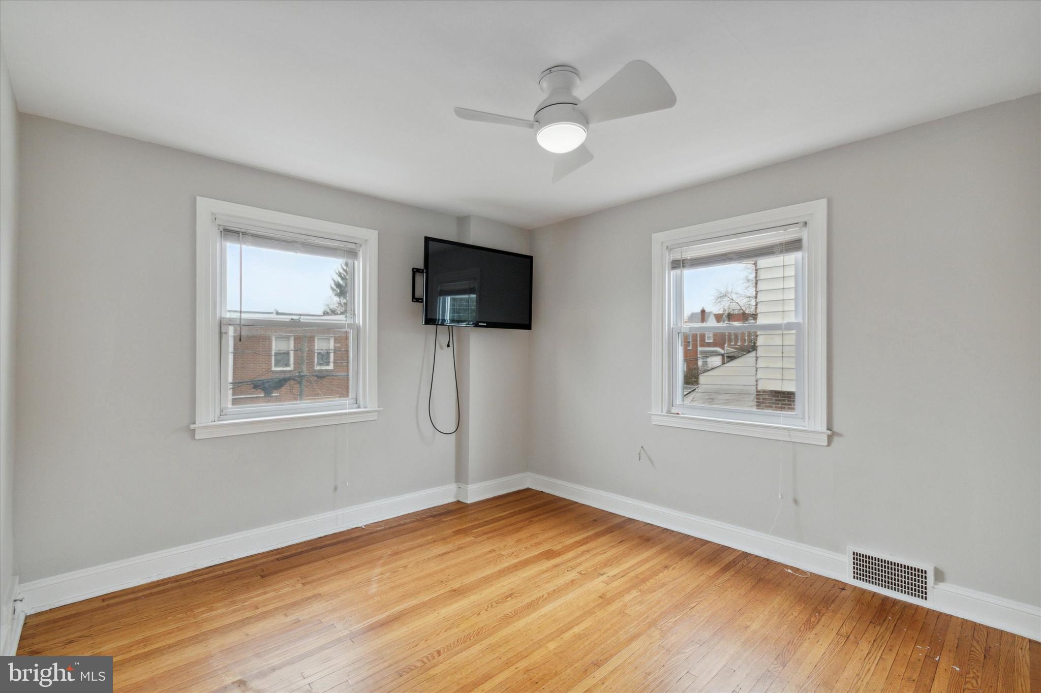 174 Marshall Road Lansdowne, PA 19050 - Photo 13 of 19 Bedroom 1