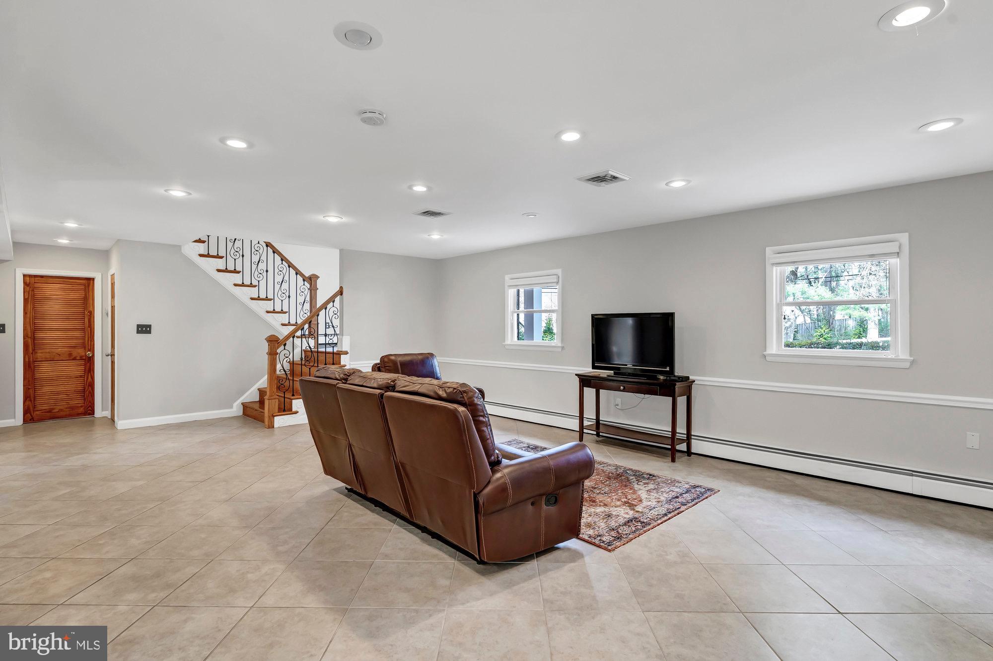 9621 Atwood Road Vienna, VA 22182 - Photo 54 of 99
