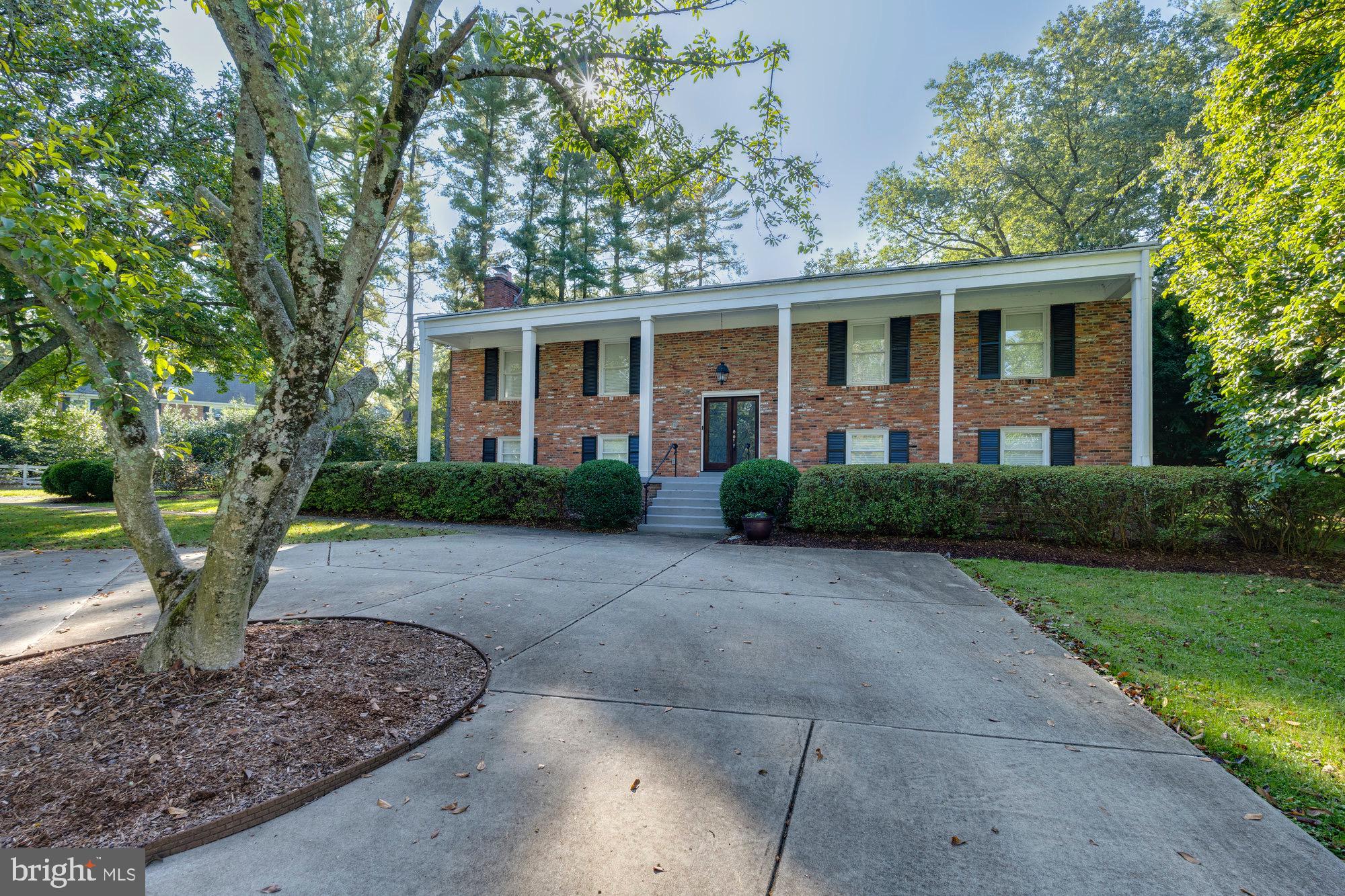 9621 Atwood Road Vienna, VA 22182 - Photo 6 of 99