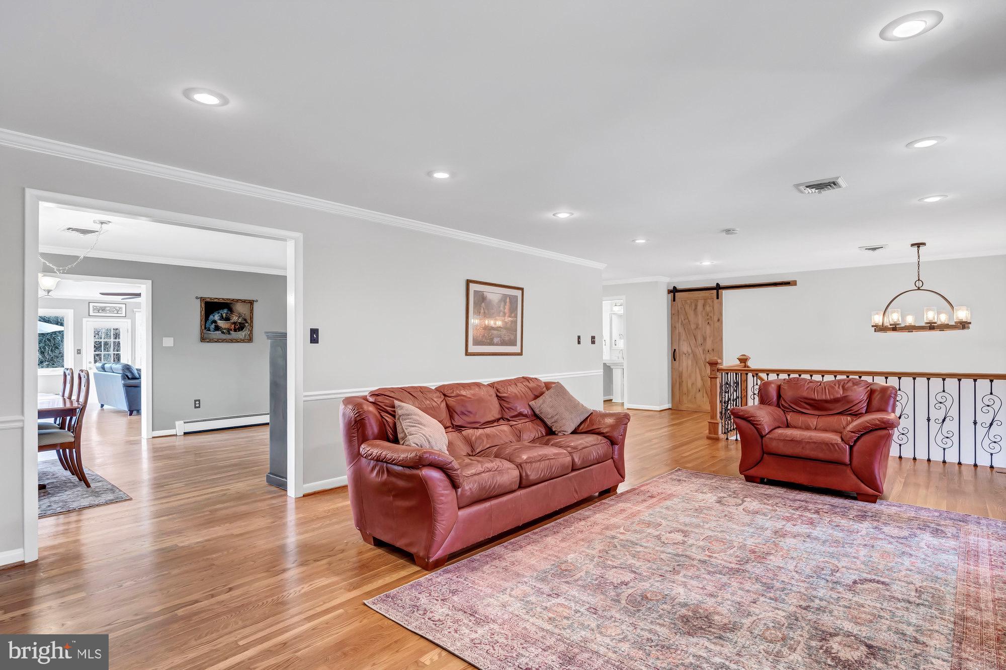 9621 Atwood Road Vienna, VA 22182 - Photo 10 of 99
