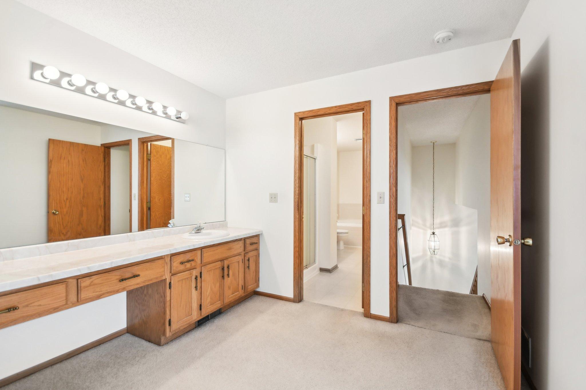 2513 Sumac Ridge White Bear Lake, MN 55110 - Photo 23 of 44 Gallery Image 23