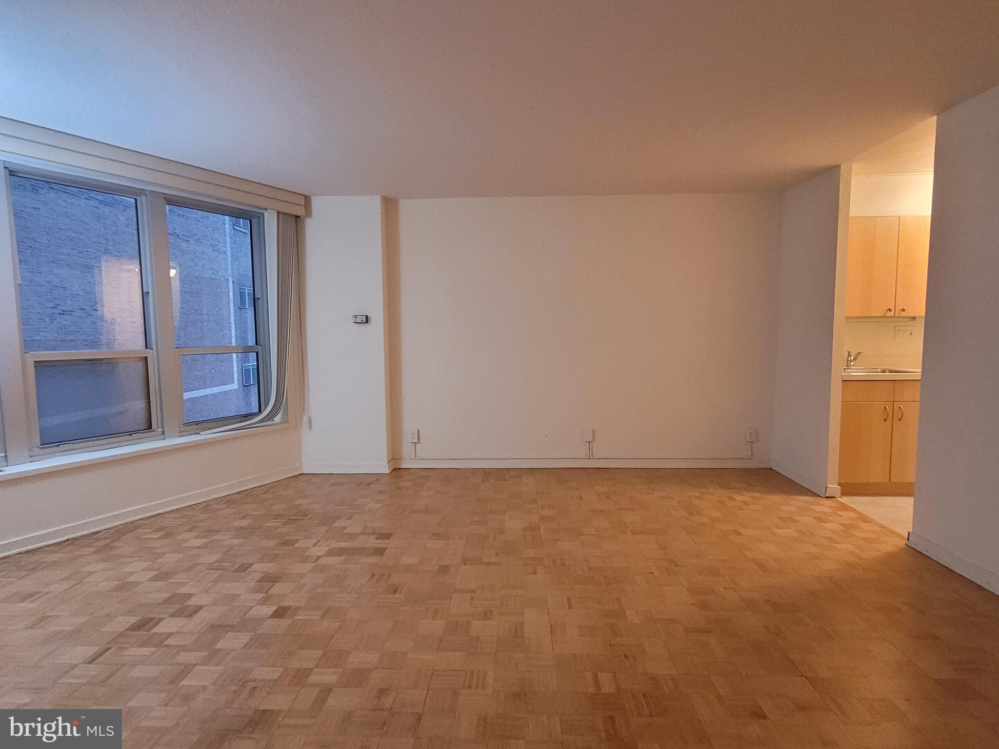 224-30 West Rittenhouse Square, Unit 602 Philadelphia, PA 19103 - Photo 4 of 20