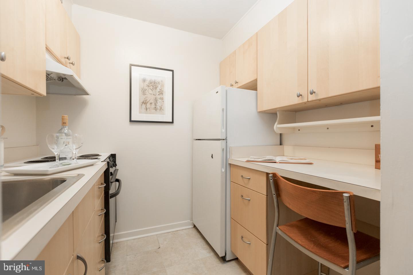 224-30 West Rittenhouse Square, Unit 602 Philadelphia, PA 19103 - Photo 6 of 20
