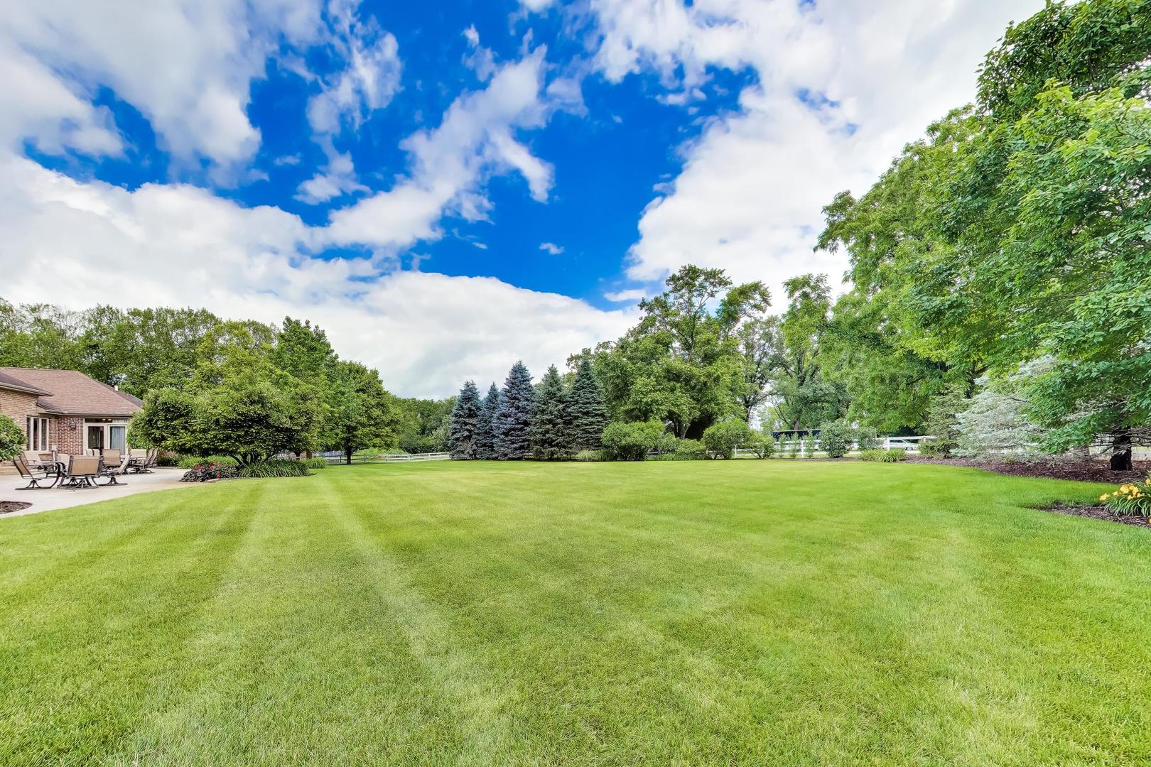 31 Prairie Lane Wayne, IL 60184 - Photo 45 of 48