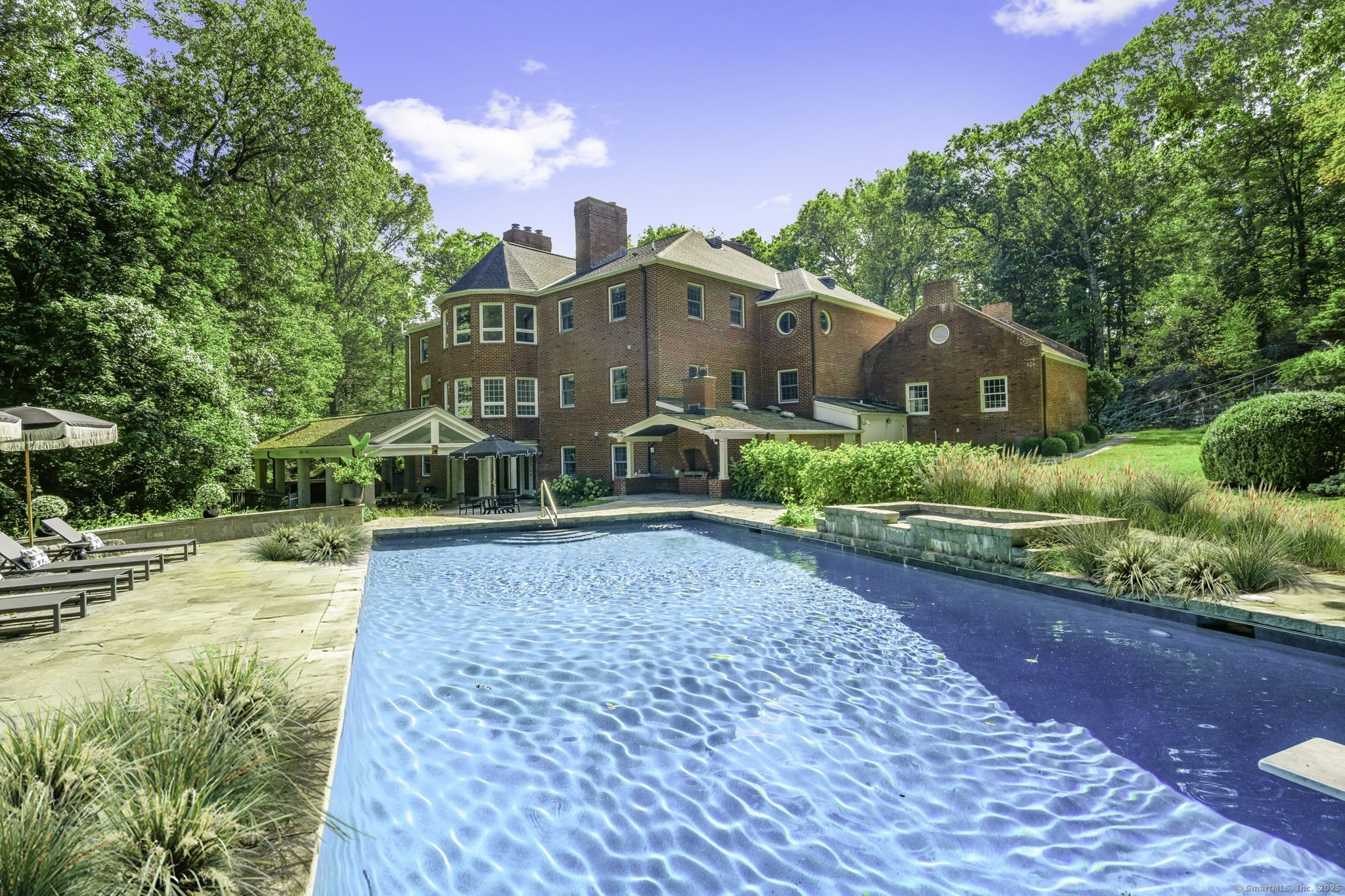 177 Long Close Road Stamford, CT 06902 - Photo 38 of 40