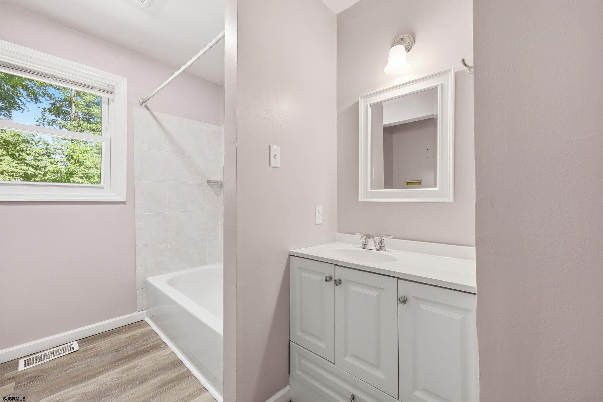 923 Center Street Tuckerton, NJ 08087 - Photo 12 of 23