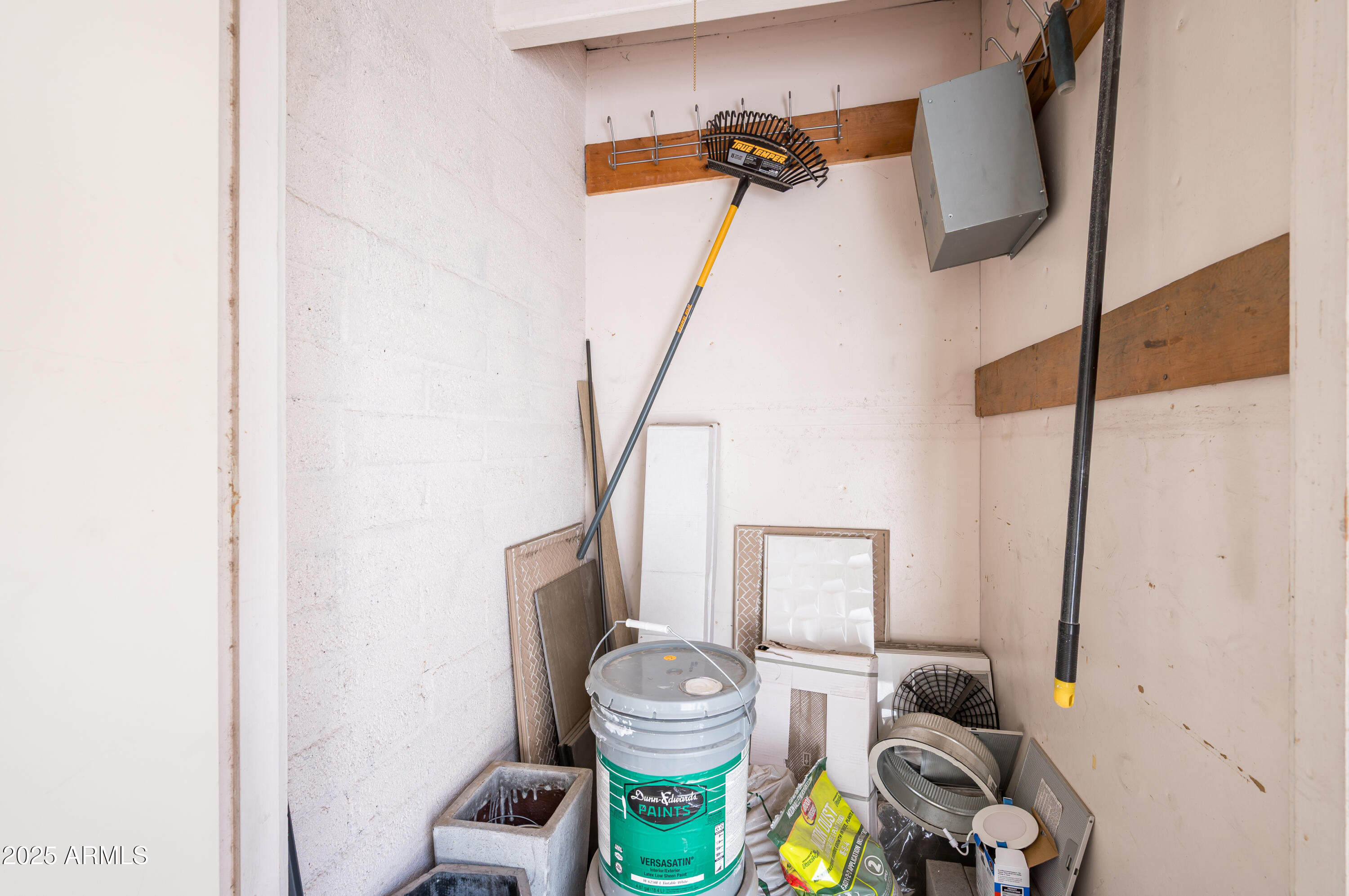 4336 East Piccadilly Road Phoenix, AZ 85018 - Photo 36 of 42 Storage 2
