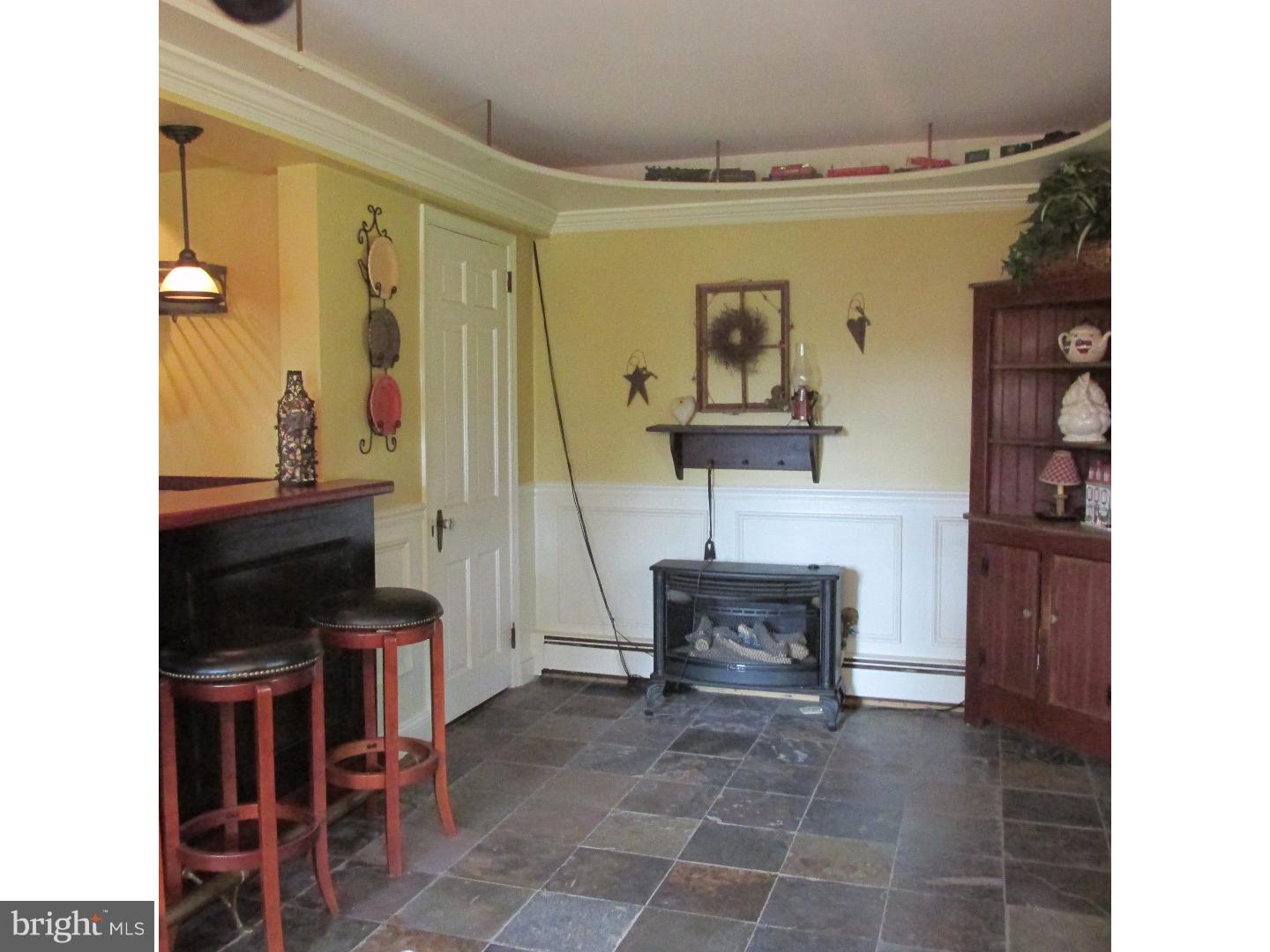 229 Cowpath Road Souderton, PA 18964 - Photo 3 of 22 Breakfast Room