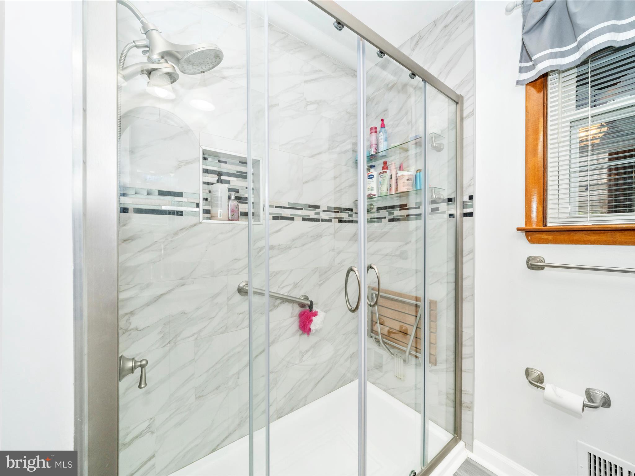 3707 North Point Road Dundalk, MD 21222 - Photo 35 of 56 a bathroom with a shower