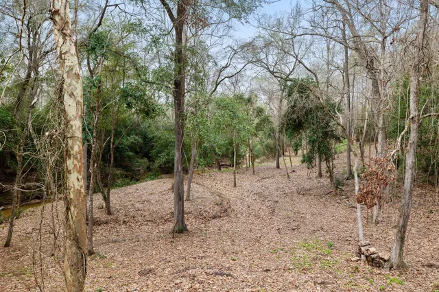 $798,000 | 827 West Magnolia Street, Livingston, TX 77351