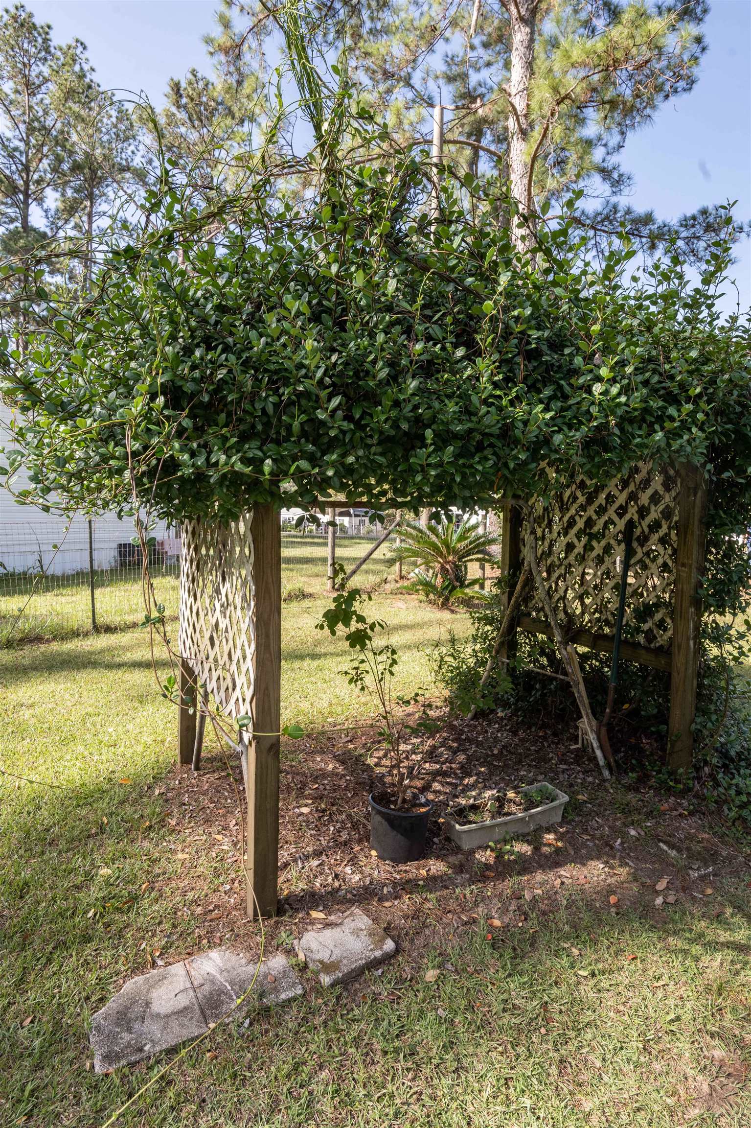 10412 Roger Hamlin Road Tallahassee, FL 32311 - Photo 2 of 70 Gallery Image 2