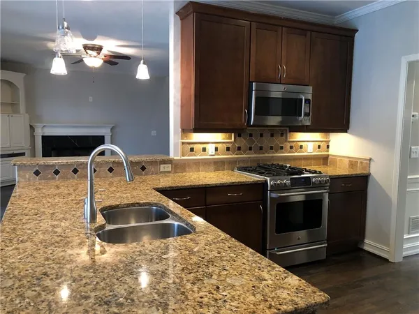 $4,900 | 2242 Lenox Walk Northeast, Atlanta, GA 30319