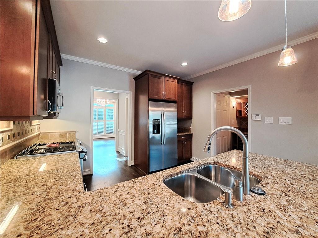 2242 Lenox Walk Northeast Atlanta, GA 30319 - Photo 12 of 80