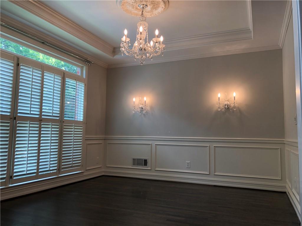 2242 Lenox Walk Northeast Atlanta, GA 30319 - Photo 9 of 25