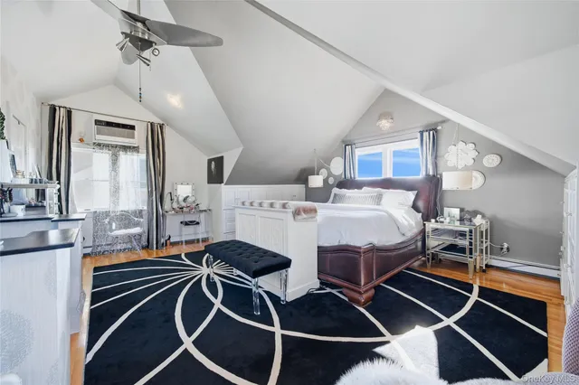 $799,990 | 38 Bayside Place, Amityville, NY 11701