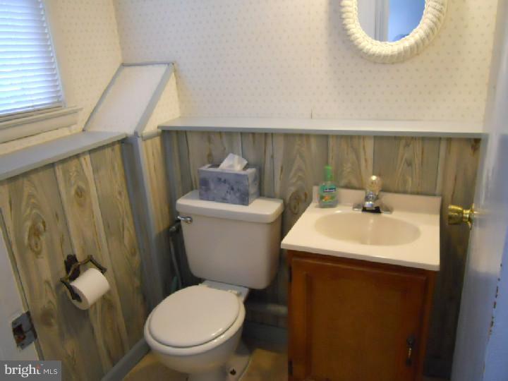 118 McIntosh Road Cherry Hill, NJ 08003 - Photo 24 of 25 Half Bath