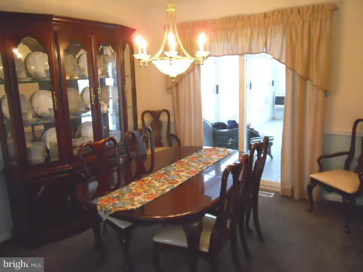 118 McIntosh Road Cherry Hill, NJ 08003 - Photo 5 of 25 Dining Room