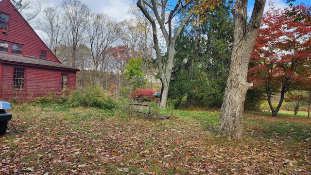 $265,000 | 1116 Wallingford Road, Cheshire, CT 06492