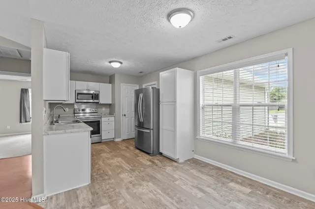 $2,000 | 300 Foxhall Road, Newport, NC 28570