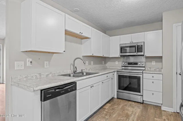 $2,000 | 300 Foxhall Road, Newport, NC 28570