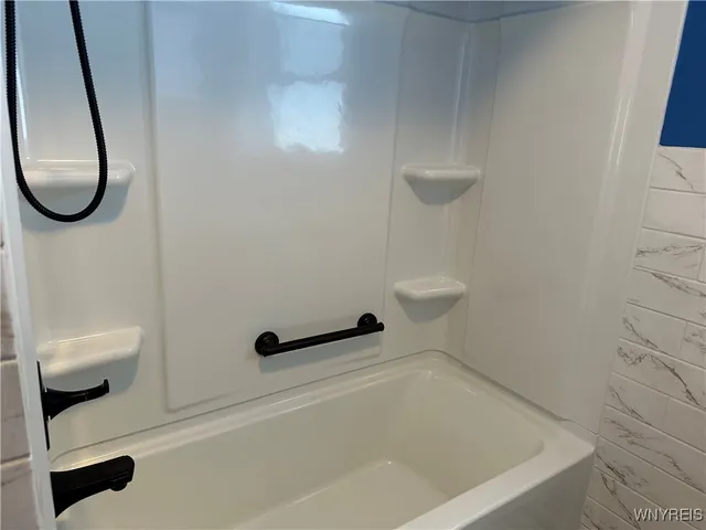 $199,500 | 8753 Elizabeth Parkway, Eden, NY 14057