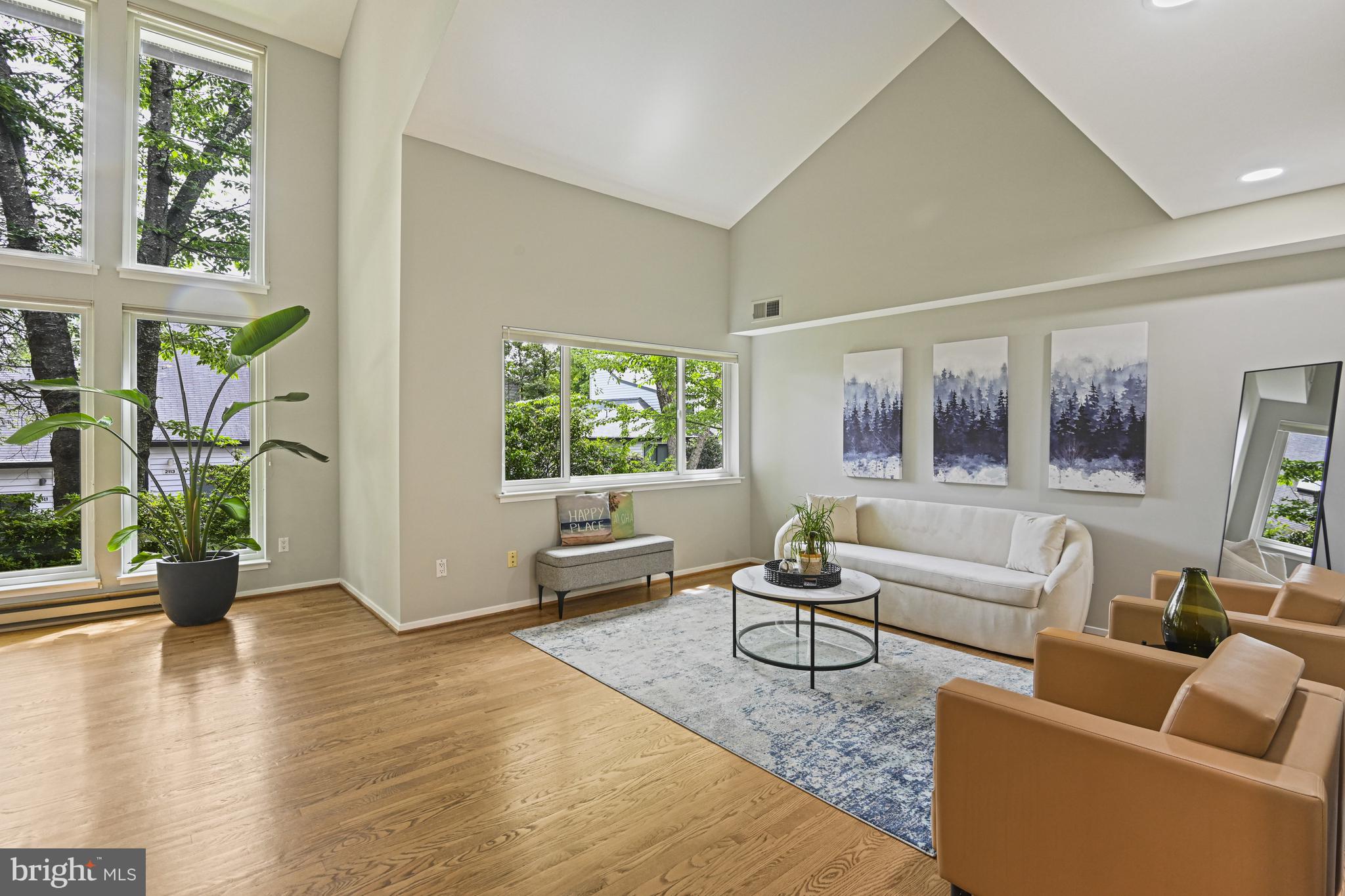 2109 South Bay Lane Reston, VA 20191 - Photo 18 of 63 Living Room