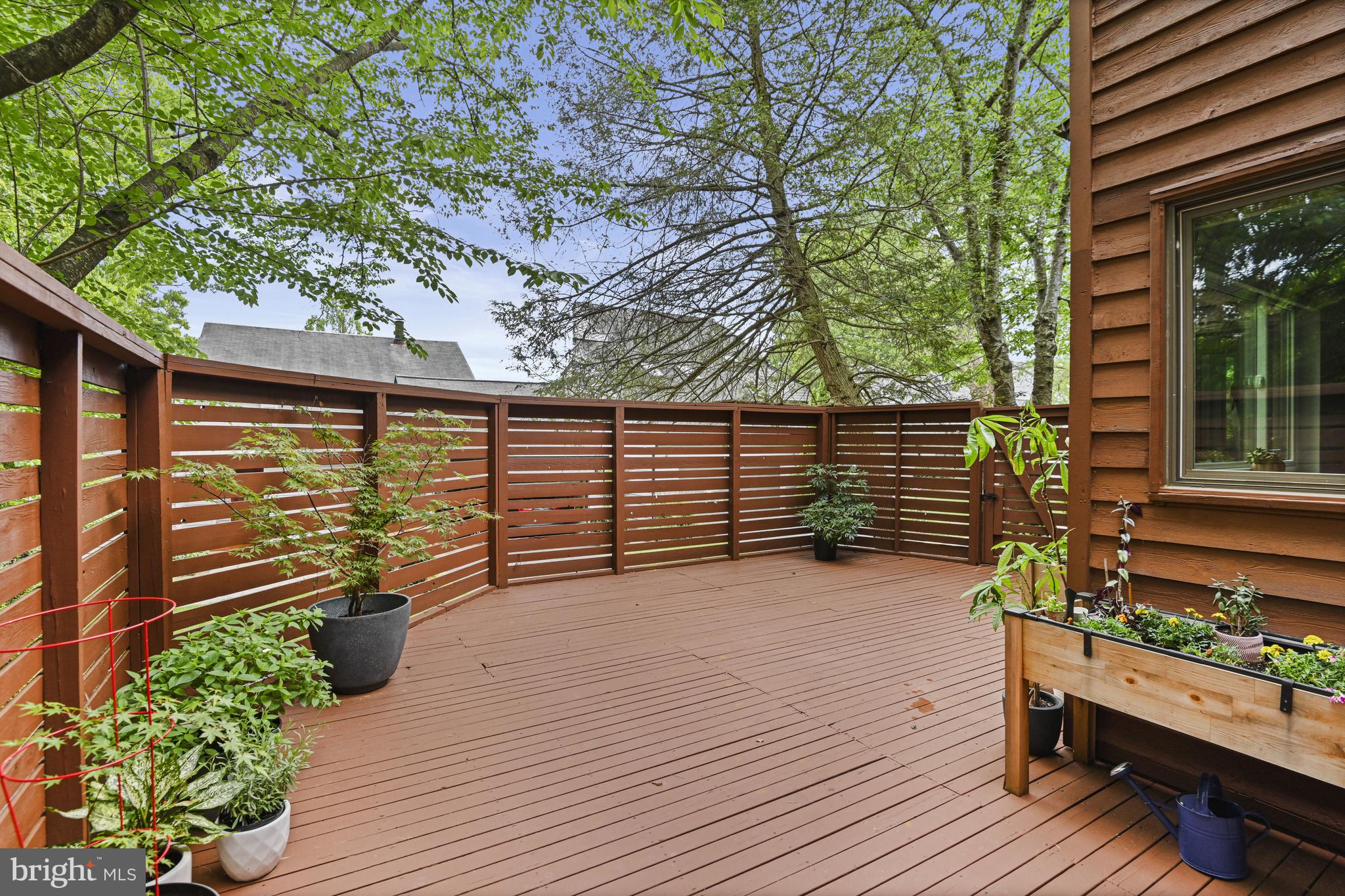 2109 South Bay Lane Reston, VA 20191 - Photo 3 of 63 Deck