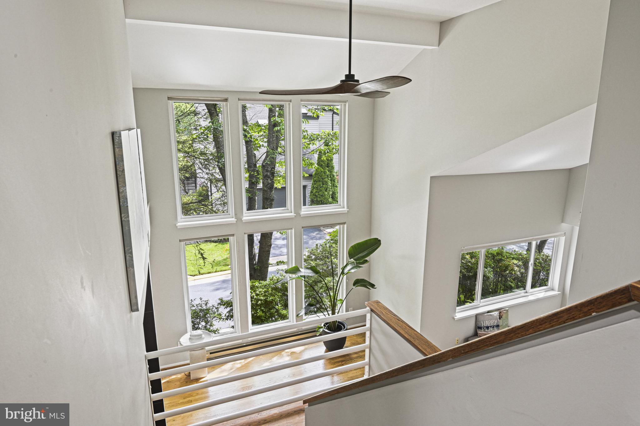 2109 South Bay Lane Reston, VA 20191 - Photo 32 of 63 Upper Level