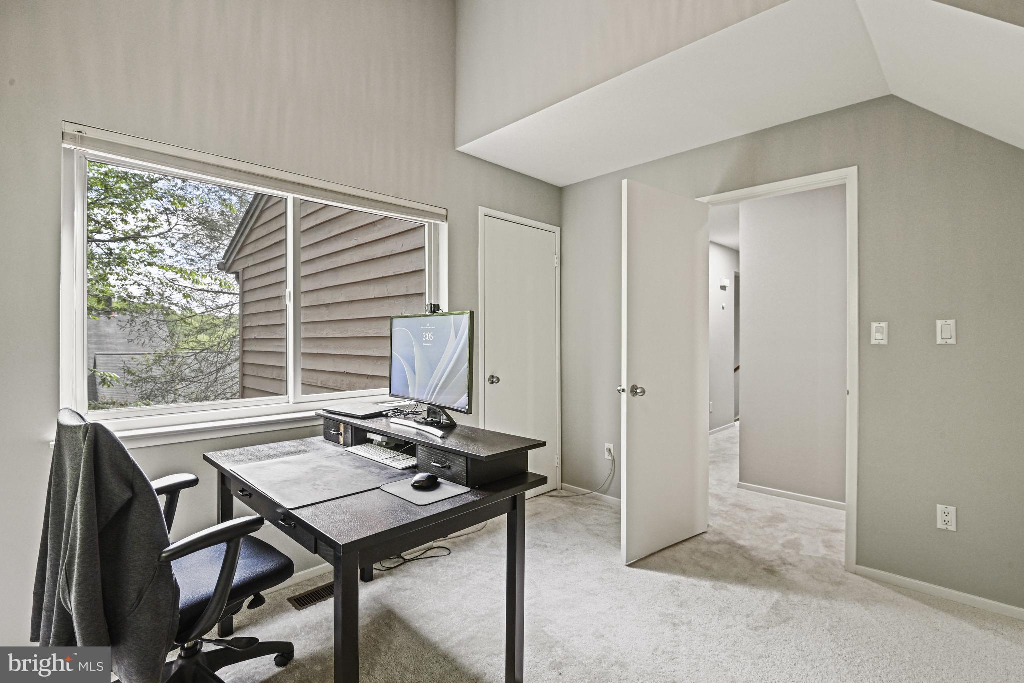 2109 South Bay Lane Reston, VA 20191 - Photo 39 of 63 Bedroom 2
