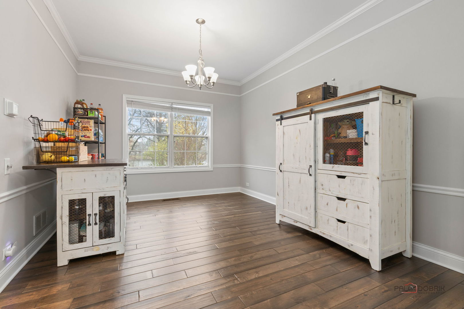 943 Chesapeake Boulevard Grayslake, IL 60030 - Photo 11 of 46