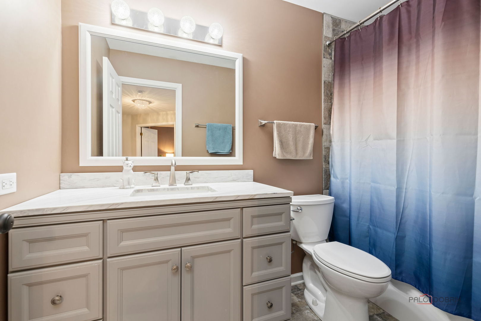 943 Chesapeake Boulevard Grayslake, IL 60030 - Photo 25 of 46